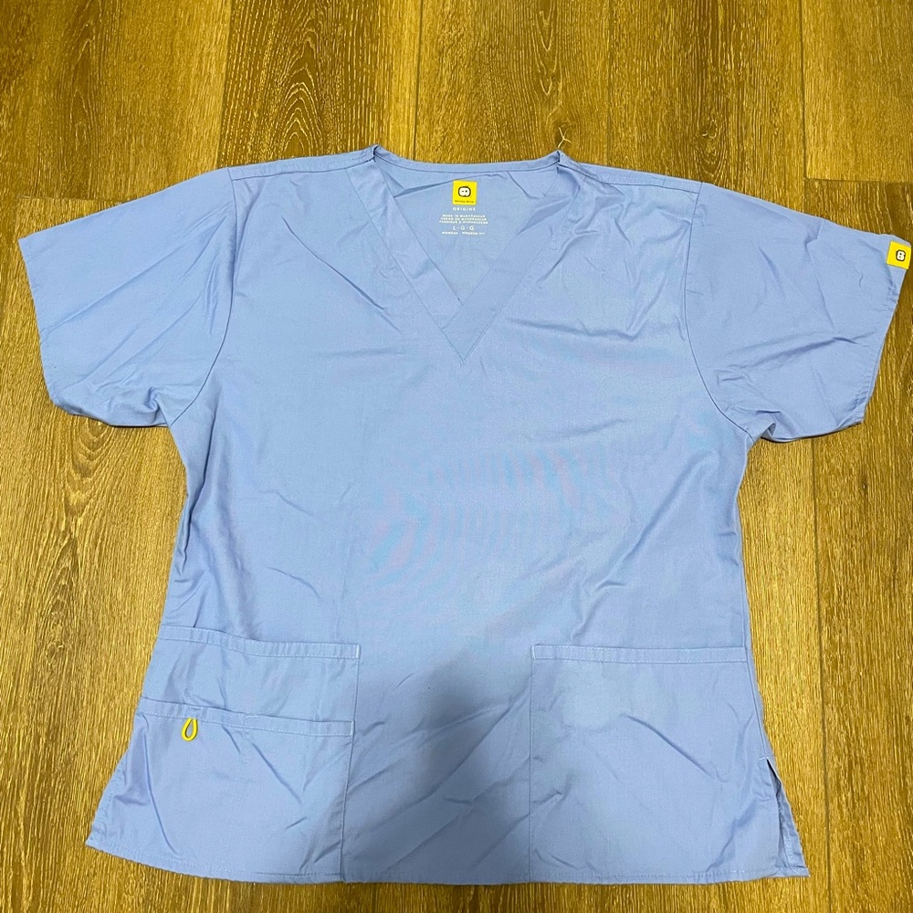 Scrub top